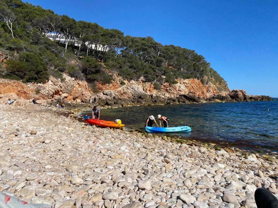 Athena Ohana, Les Pieds Dans L'Eau Bandol Exterior photo