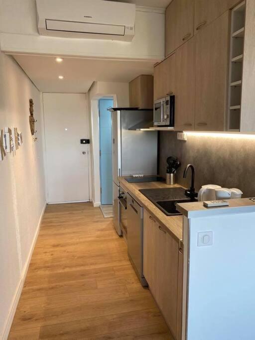 Athena Ohana, Les Pieds Dans L'Eau Bandol Exterior photo
